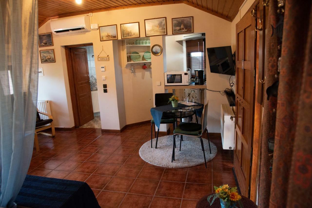 Cozy Loft 360O View Of Athens Apartment Exterior photo