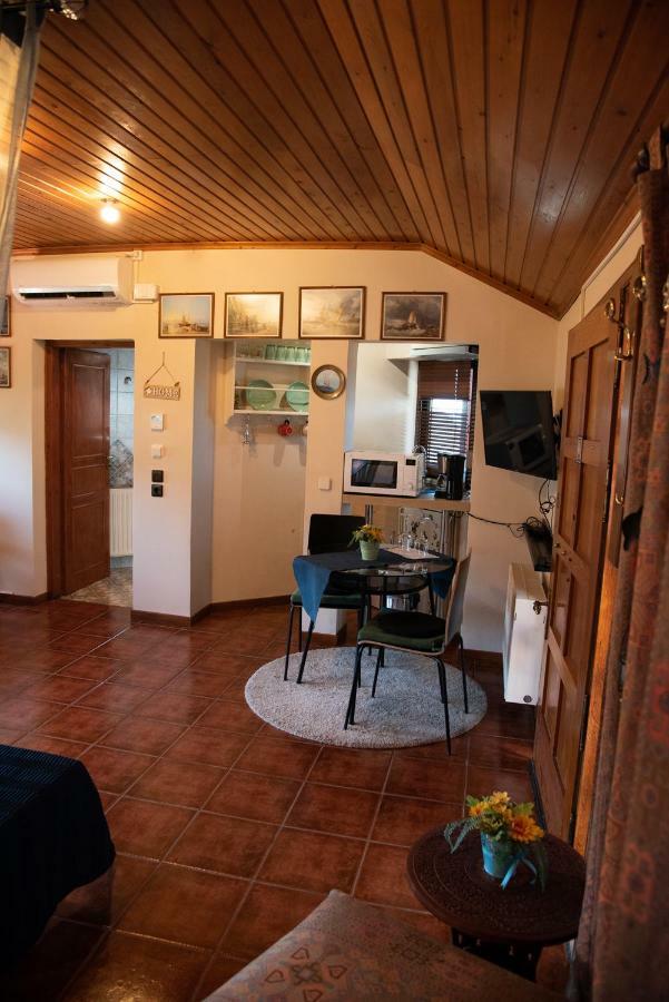 Cozy Loft 360O View Of Athens Apartment Exterior photo